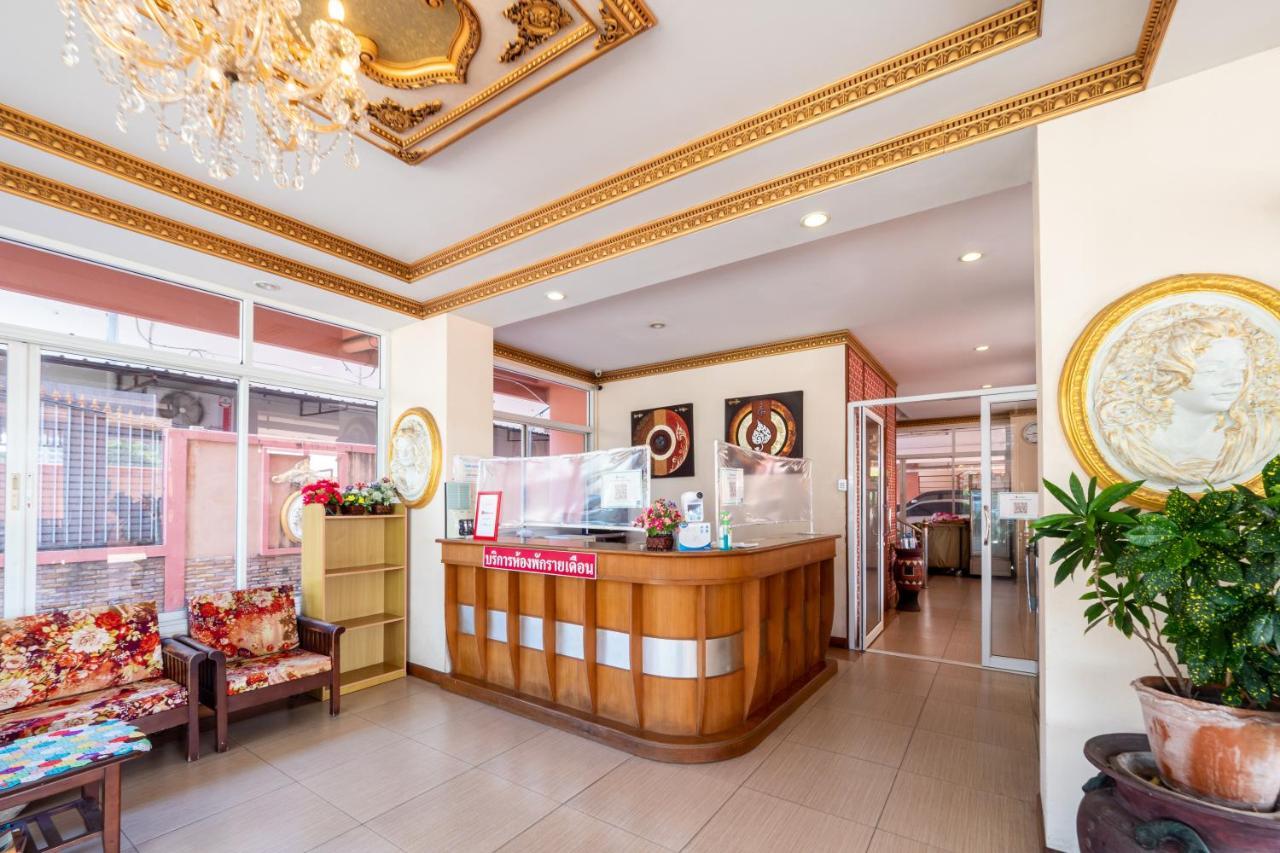 Hotel Reddoorz Navin Mansion 3 Pattaya Extérieur photo