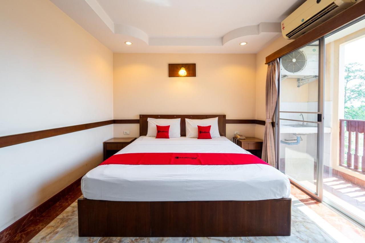 Hotel Reddoorz Navin Mansion 3 Pattaya Extérieur photo