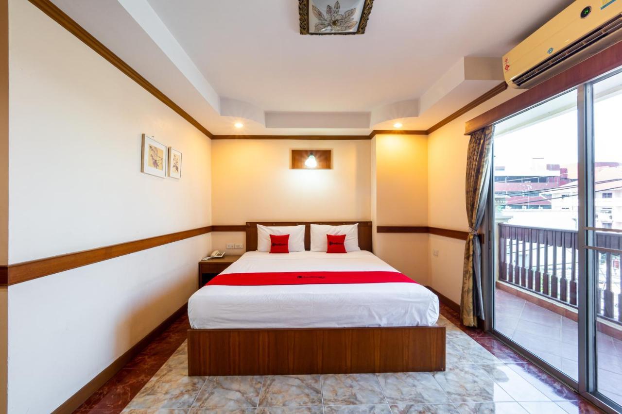 Hotel Reddoorz Navin Mansion 3 Pattaya Extérieur photo