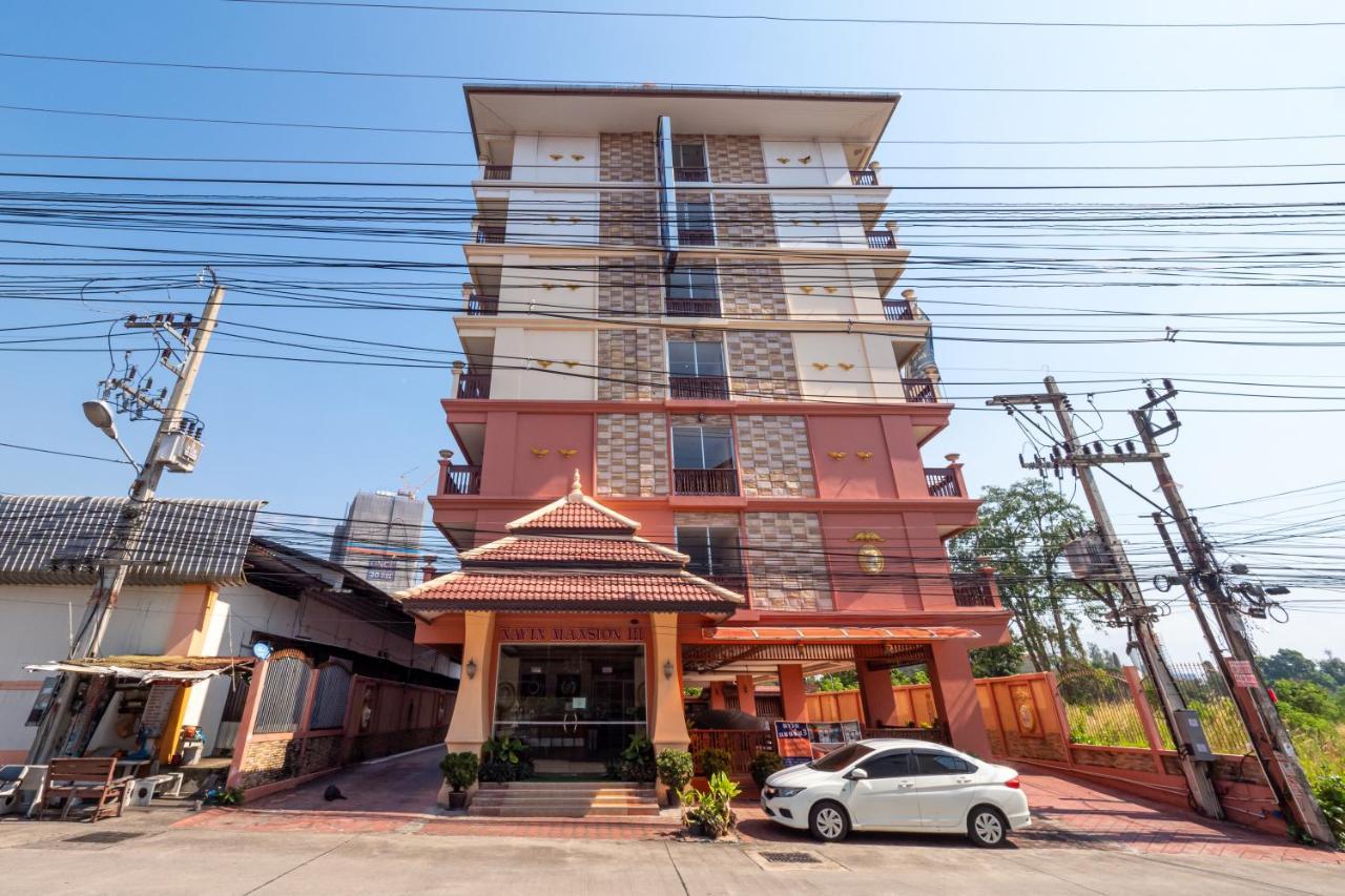 Hotel Reddoorz Navin Mansion 3 Pattaya Extérieur photo