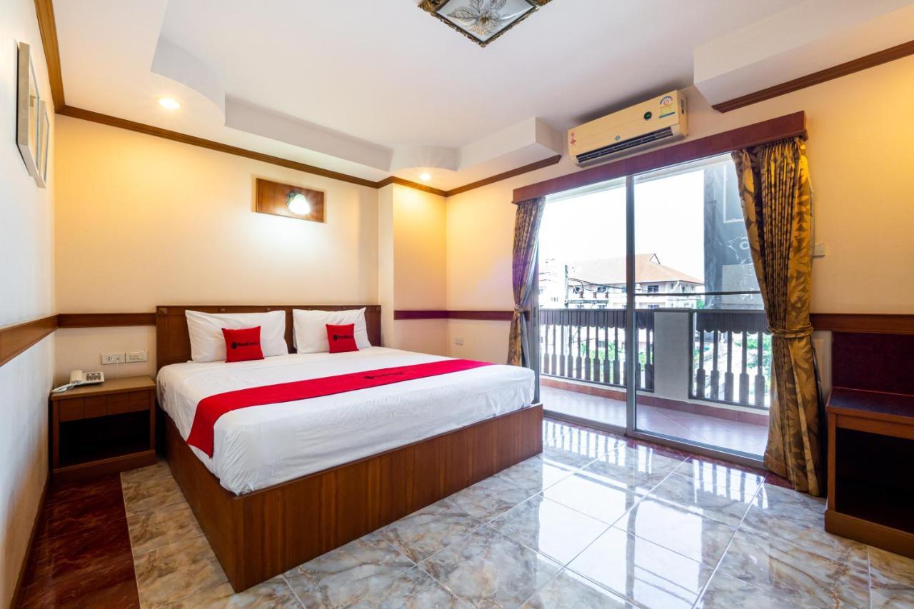 Hotel Reddoorz Navin Mansion 3 Pattaya Extérieur photo